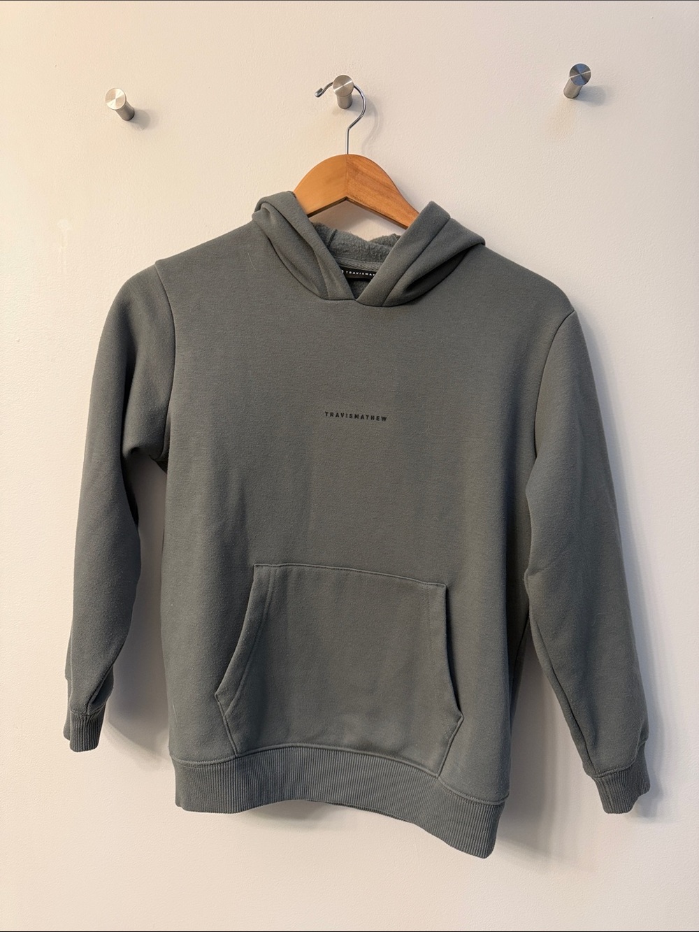 Boys Travis Mathew hoodie. Large. Super soft material.